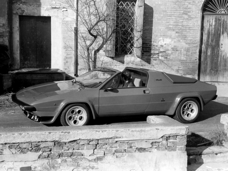  Lamborghini Silhouette P300 1976 года  (фото 10 из 13)